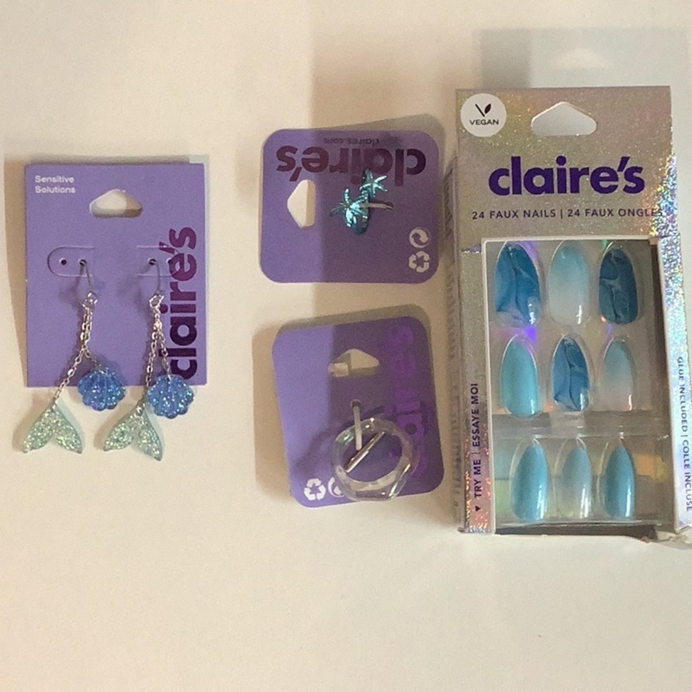 Claire's Blue Mermaid Jewelry and Nail Set. New In Box